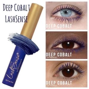 Deep Cobalt VolumeIntense Mascara